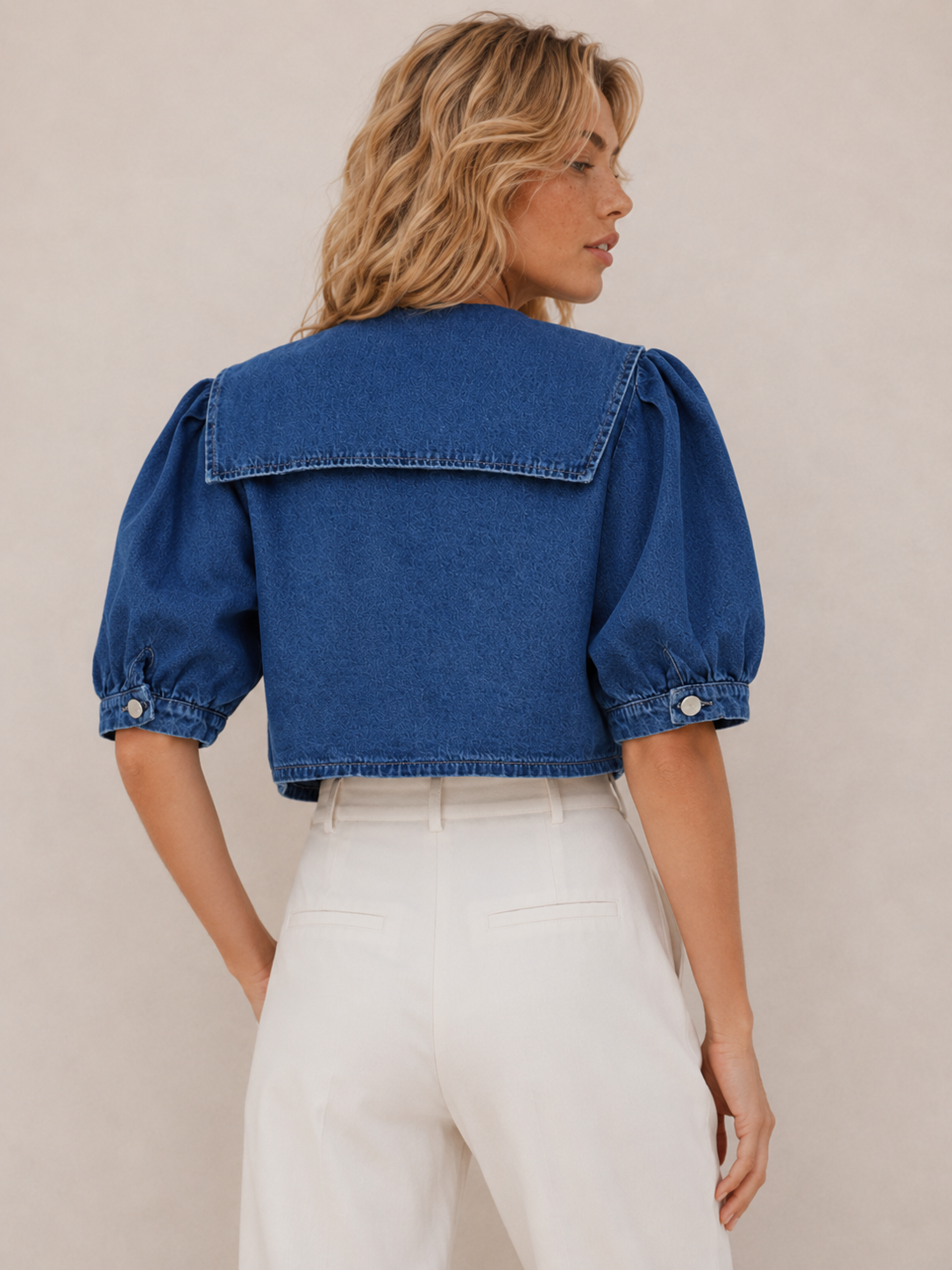 Chic Oversized-Collar Cropped Jacket