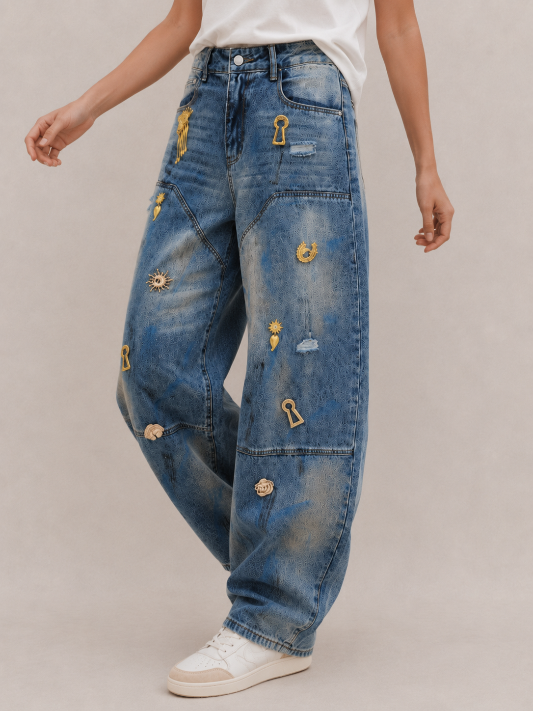 Vintage Charm-Detail Barrel-Leg Pants