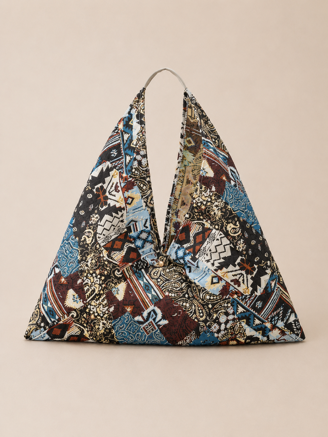 Print Triangle Shoulder Bag